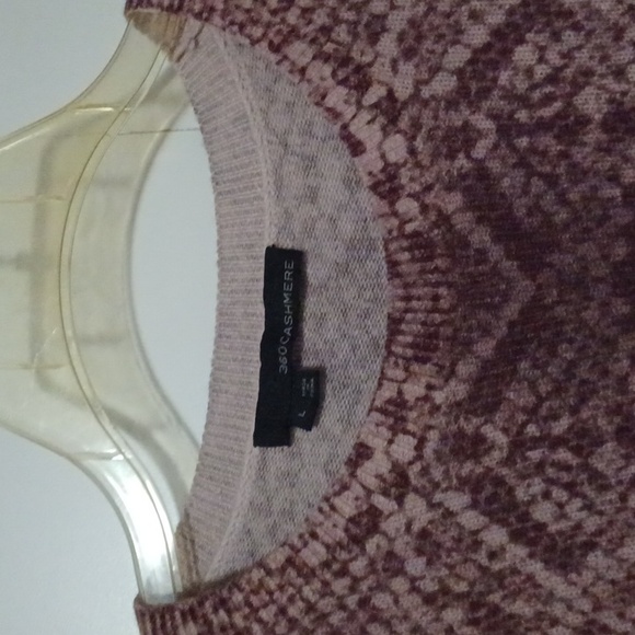 360 Cashmere, Plum Snake Skin Print Crew Neck Sweater. SZ. L - Picture 5 of 5